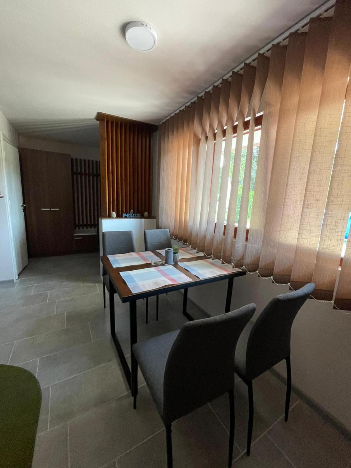 Apartmani Morava 54 Kocino Selo Extérieur photo